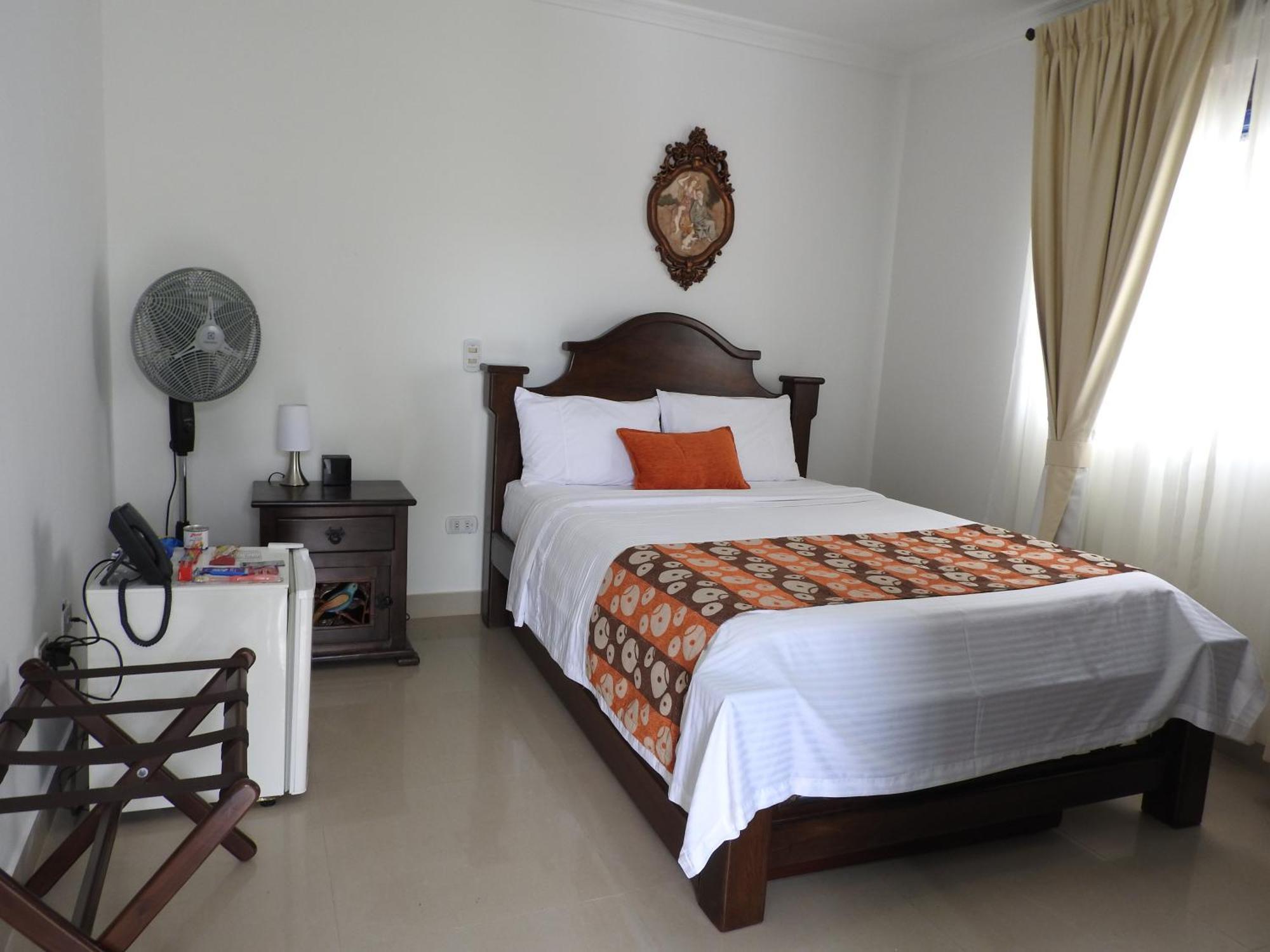 Finca Hotel San Jose 蒙特内哥罗 外观 照片